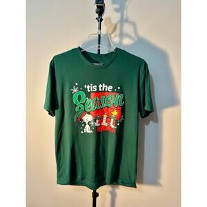 Snoopy Peanuts Large Christmas Tee Cotton Polyester Blend